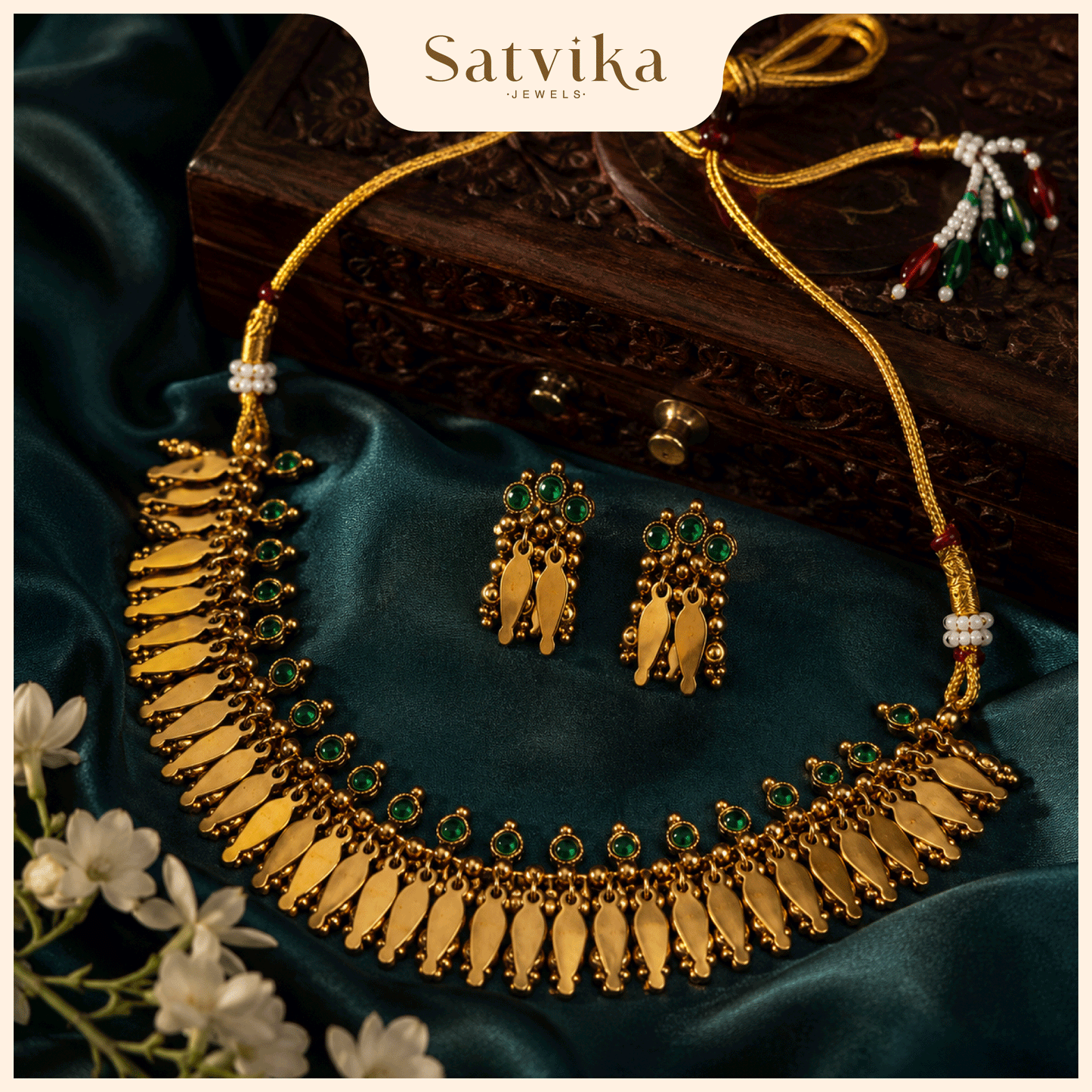 Kerala Heritage Emerald Leaf Choker Necklace Set