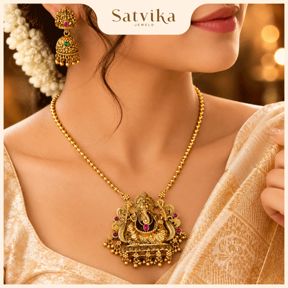 Divine Ganesha Temple Pendant Necklace Set