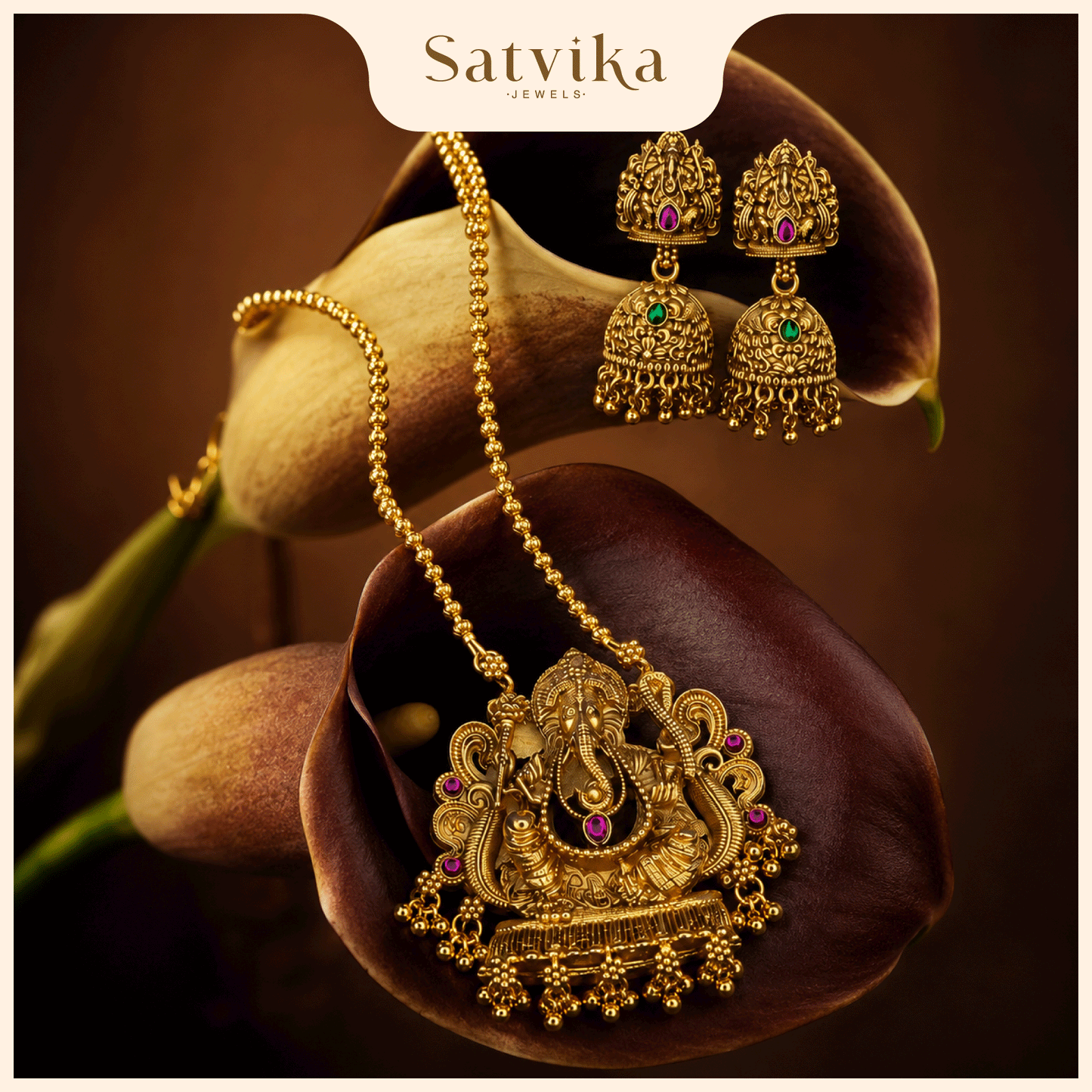 Divine Ganesha Temple Pendant Necklace Set