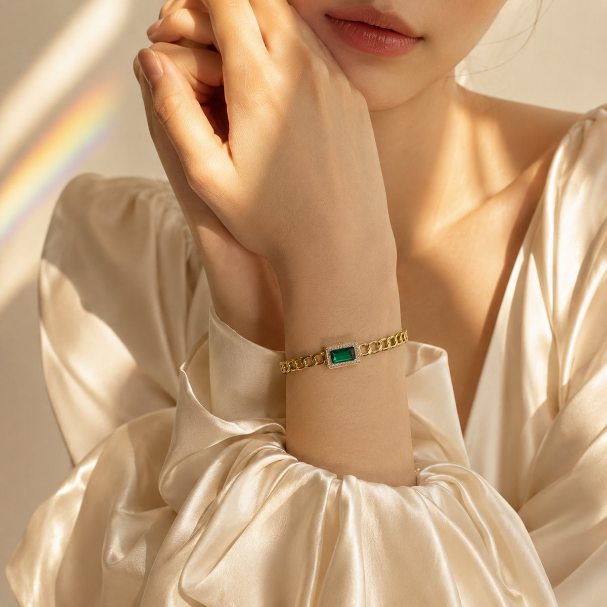 Royal Emerald Halo Bracelet
