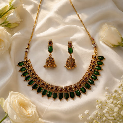 Royal Emerald Nagapadam Heritage Necklace Set
